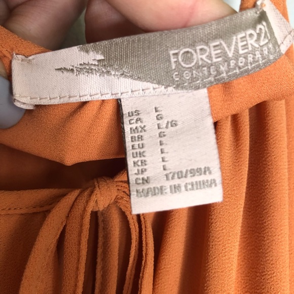 🌿Peach Cold Shoulder Dress - Picture 4 of 6